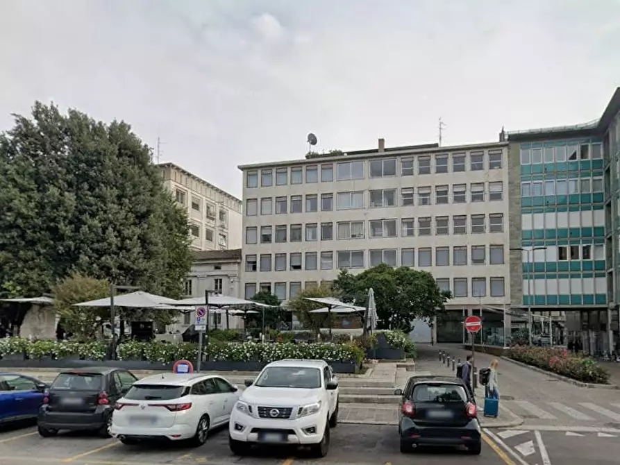 Immagine 2 di Appartamento in affitto  in Piazza Matteotti 6 a Bergamo