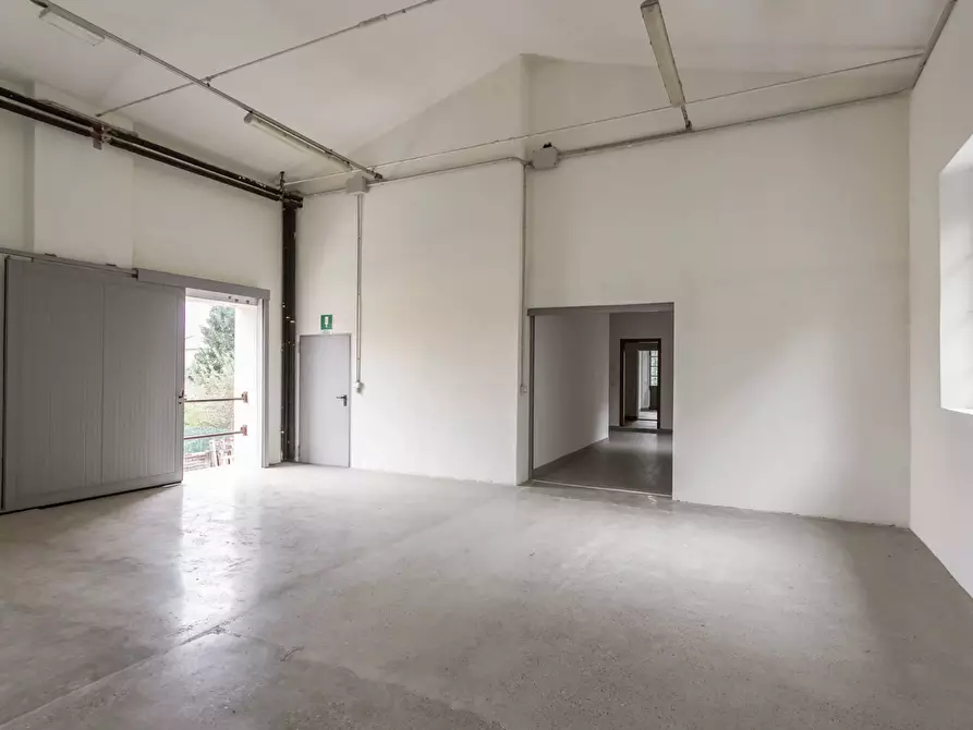 Immagine 11 di Laboratorio in affitto  in Via Piazzolo 5 a Villa D'adda