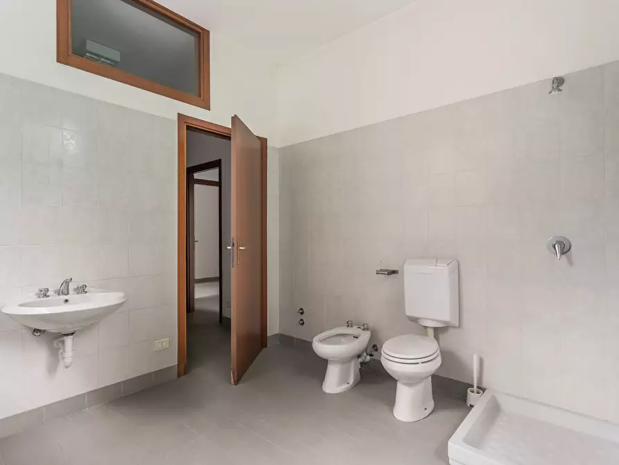 Immagine 22 di Magazzino in affitto  in Via Piazzolo 5 a Villa D'adda