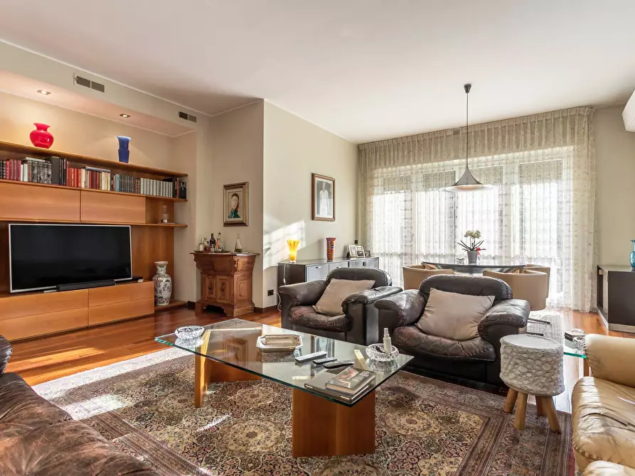 Immagine 2 di Appartamento in affitto  in Via Divisione Julia 5 a Bergamo