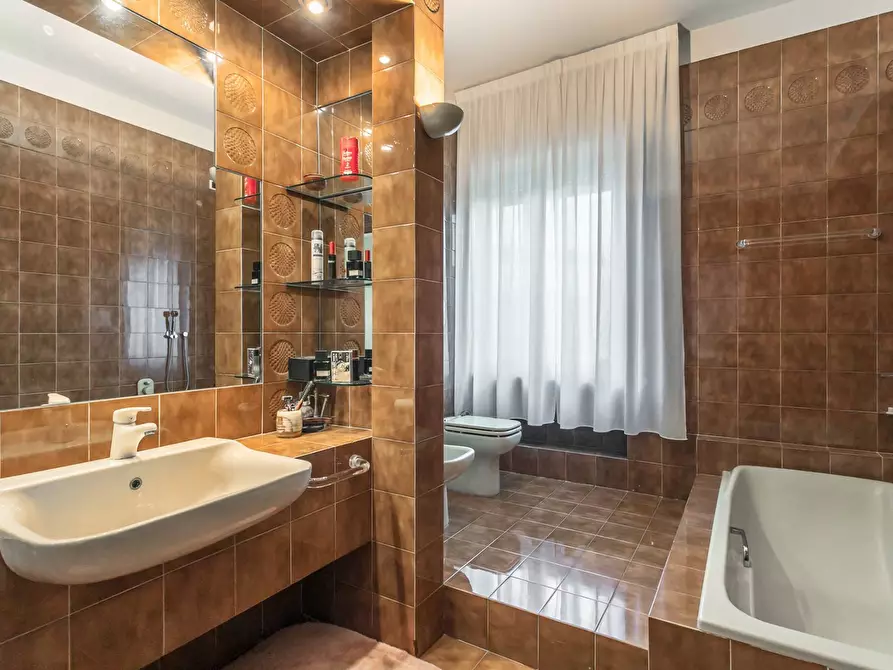 Immagine 29 di Appartamento in affitto  in Via Divisione Julia 5 a Bergamo