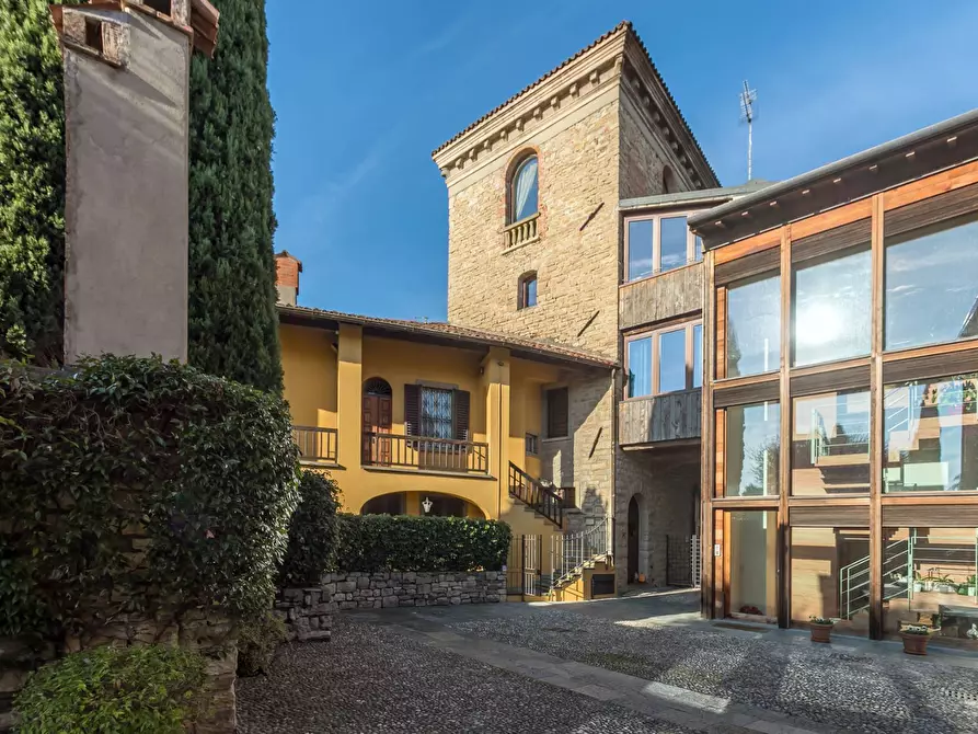 Immagine 23 di Appartamento in affitto  in Via Astino 43 a Bergamo