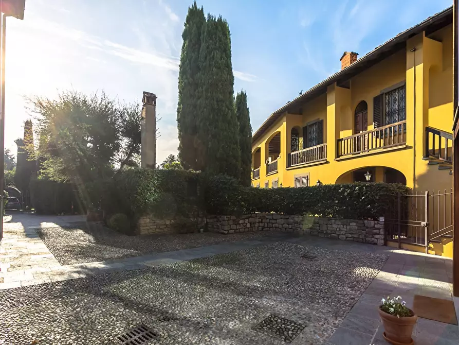 Immagine 24 di Appartamento in affitto  in Via Astino 43 a Bergamo