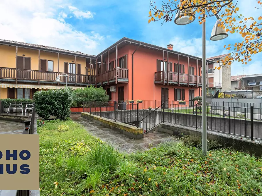 Immagine 19 di Appartamento in vendita  in Passaggio Vecchio Forno 1 a Bottanuco