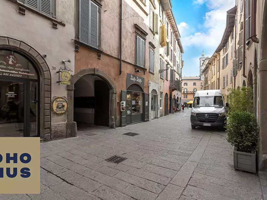 Immagine 20 di Appartamento in vendita  in Pignolo 37 a Bergamo