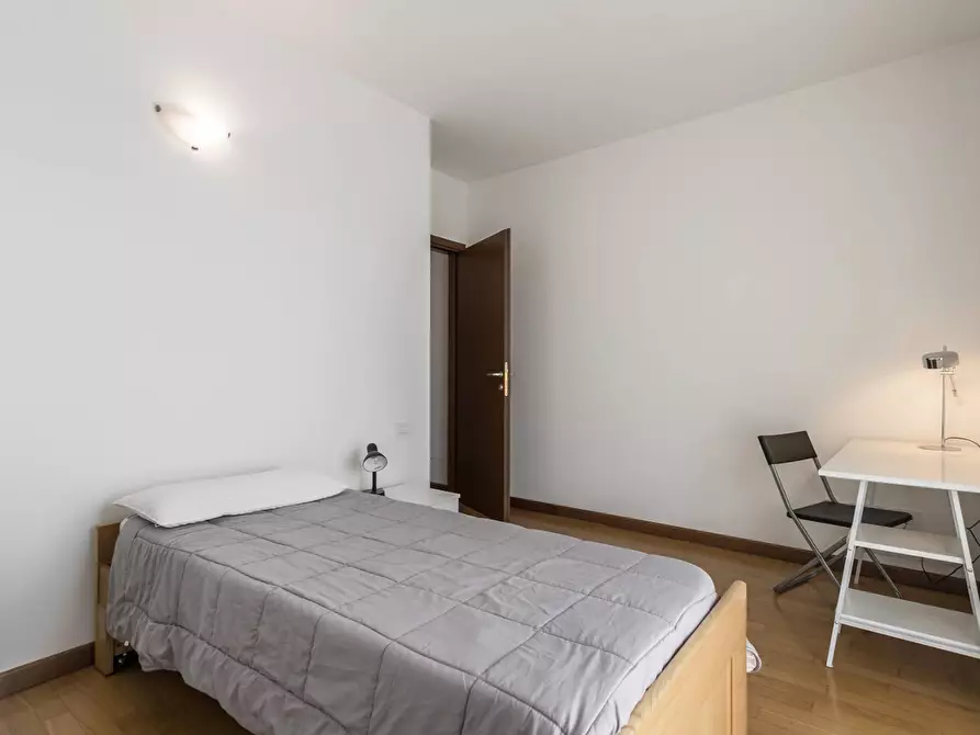 Immagine 13 di Appartamento in affitto  in Via Grumello 10/F a Bergamo