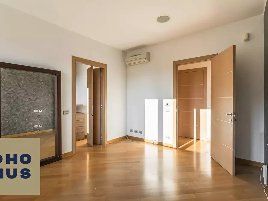 Immagine 12 di Appartamento in vendita  in Via Casalino 8 a Bergamo