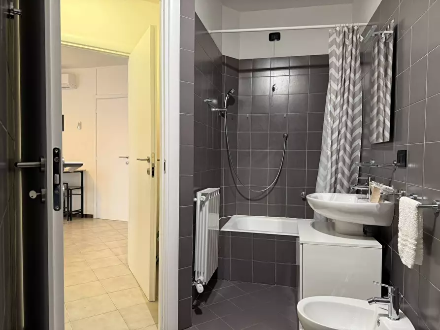 Immagine 11 di Appartamento in affitto  in VIA BORGO PALAZZO 125 a Bergamo