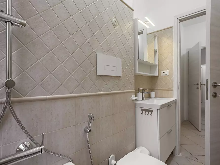 Immagine 13 di Appartamento in affitto  in via Monte Grigna 18 a Bergamo