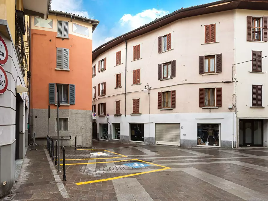 Immagine 13 di Appartamento in affitto  in VIA FANTONI 31 a Alzano Lombardo