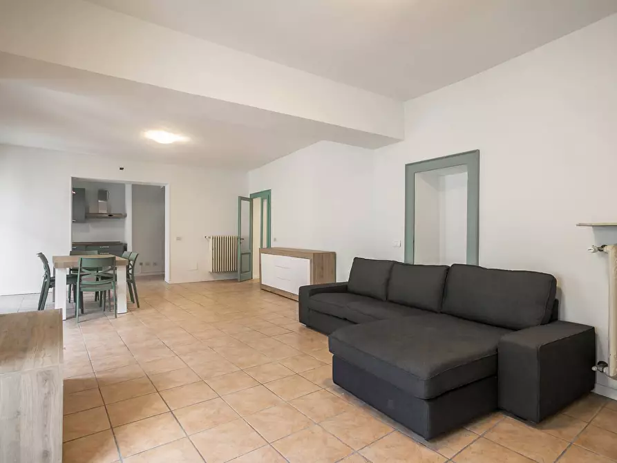 Immagine 3 di Appartamento in affitto  in via pignolo 115 a Bergamo