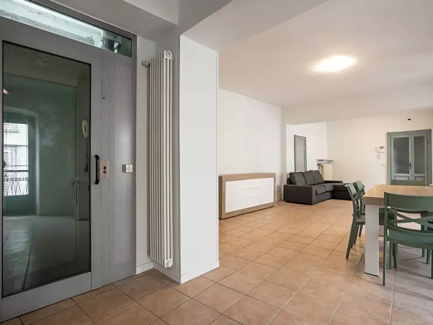 Immagine 11 di Appartamento in affitto  in via pignolo 115 a Bergamo