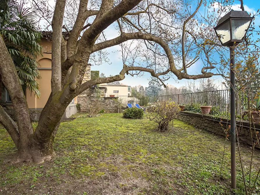 Immagine 26 di Appartamento in affitto  in via pignolo 115 a Bergamo