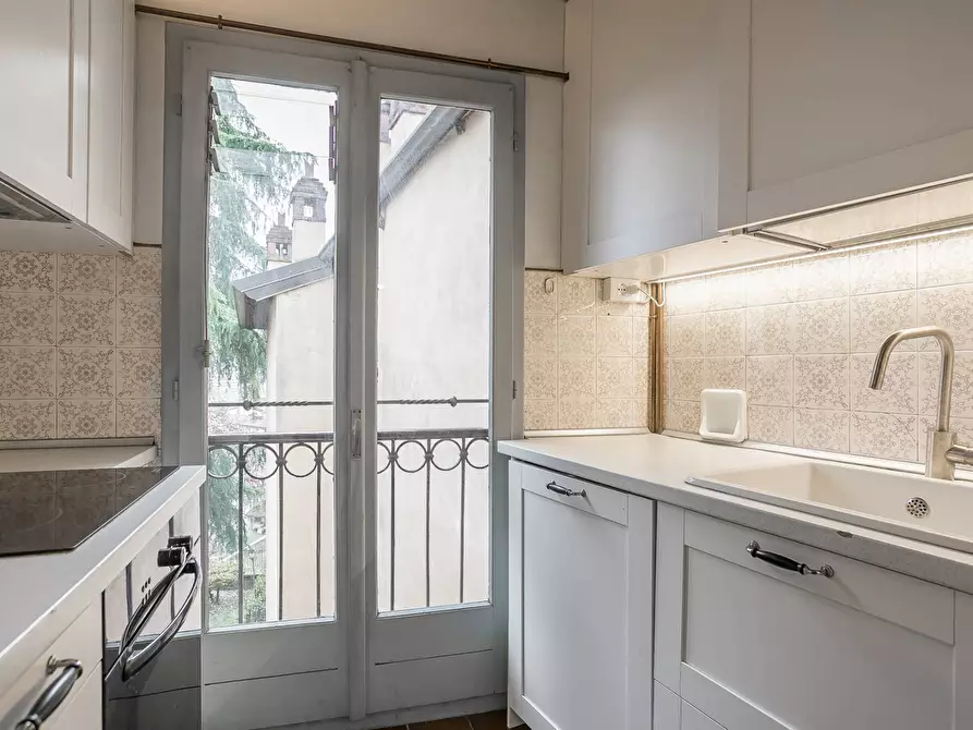 Immagine 9 di Appartamento in affitto  in via pignolo 115 a Bergamo