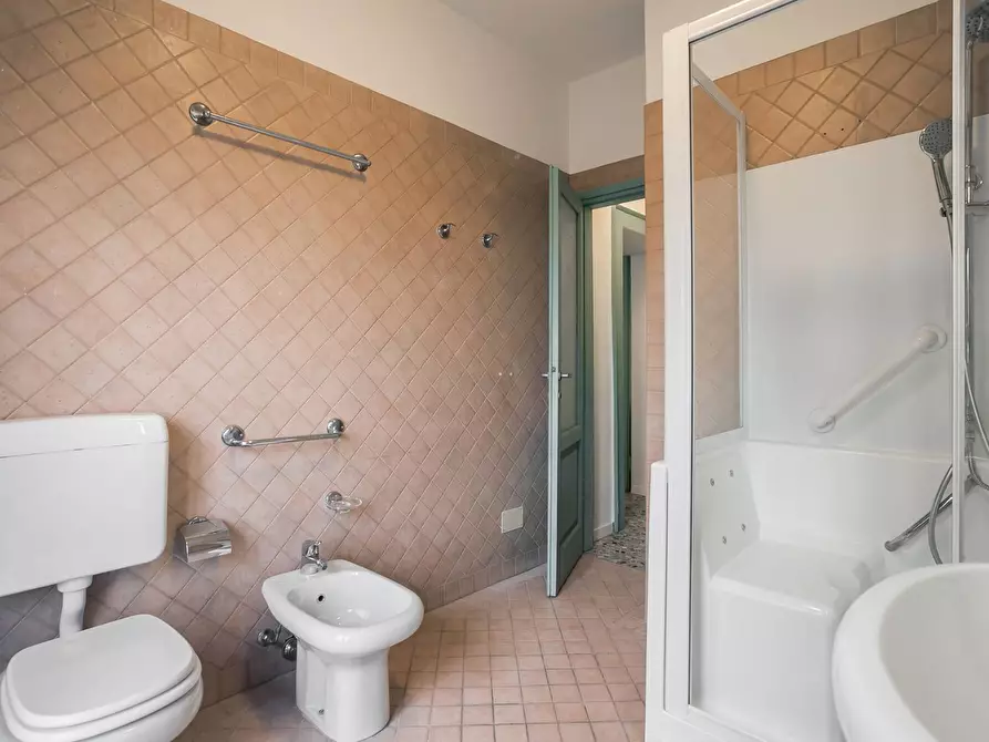 Immagine 16 di Appartamento in affitto  in via pignolo 115 a Bergamo