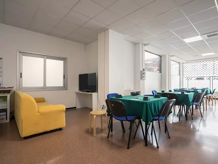 Immagine 9 di Ufficio in affitto  in VIA DEI CAPPUCCINI 13 a Bergamo