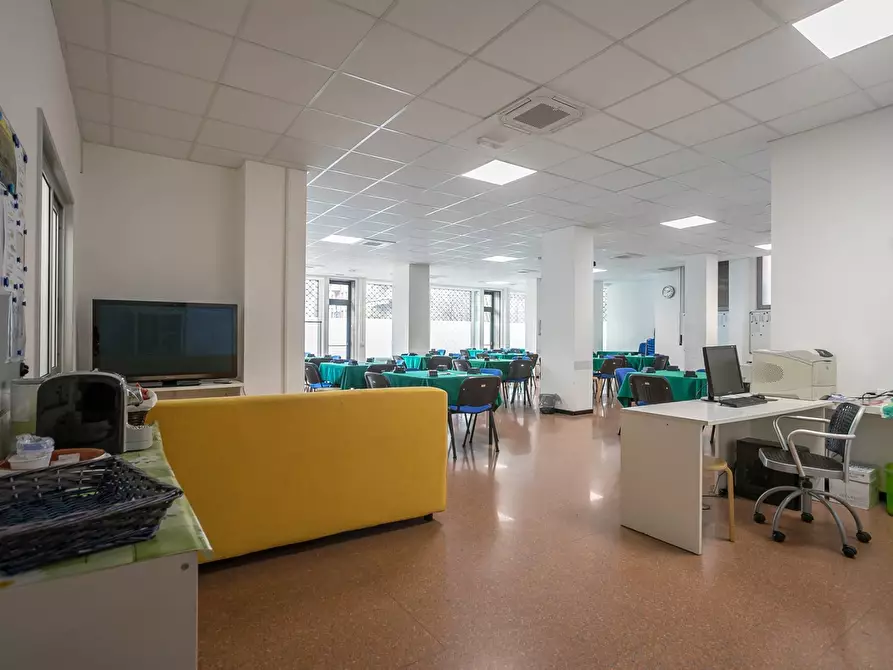 Immagine 10 di Ufficio in affitto  in VIA DEI CAPPUCCINI 13 a Bergamo