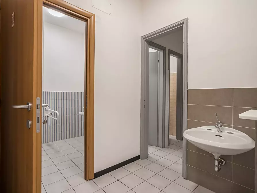 Immagine 13 di Ufficio in affitto  in VIA DEI CAPPUCCINI 13 a Bergamo