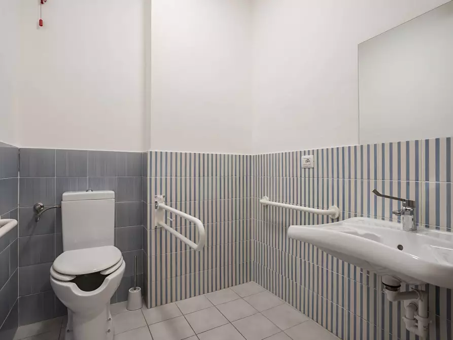 Immagine 14 di Ufficio in affitto  in VIA DEI CAPPUCCINI 13 a Bergamo