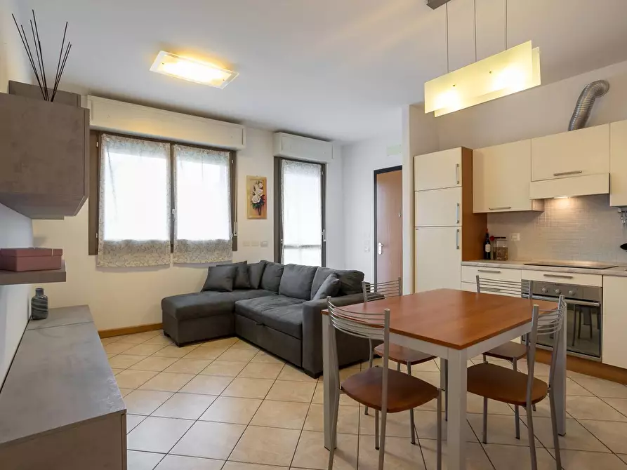 Immagine 1 di Appartamento in affitto  in VIA SAN BERNARDINO 46 a Lallio