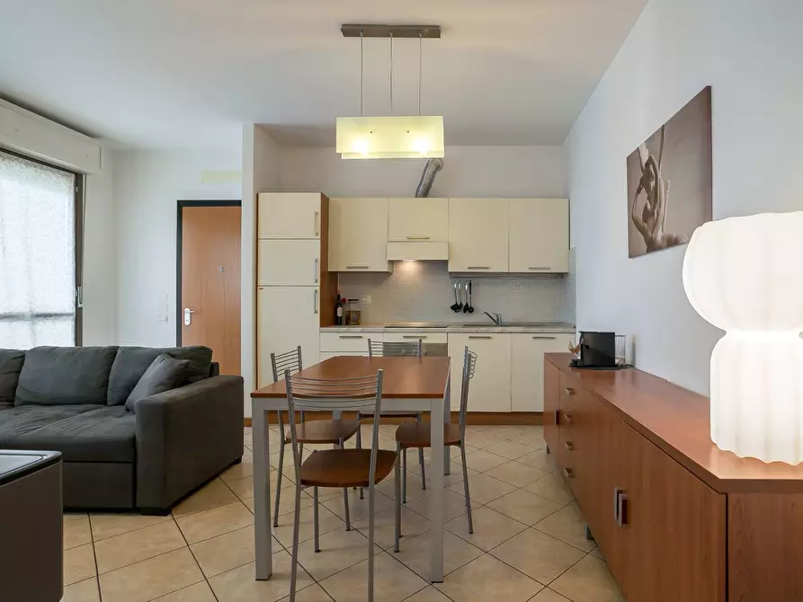 Immagine 5 di Appartamento in affitto  in VIA SAN BERNARDINO 46 a Lallio