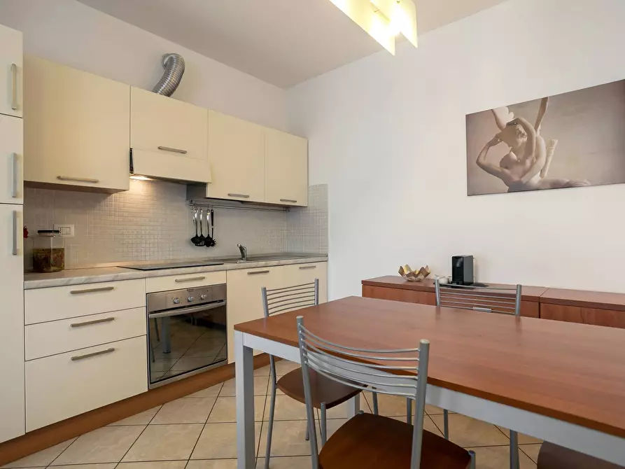 Immagine 6 di Appartamento in affitto  in VIA SAN BERNARDINO 46 a Lallio