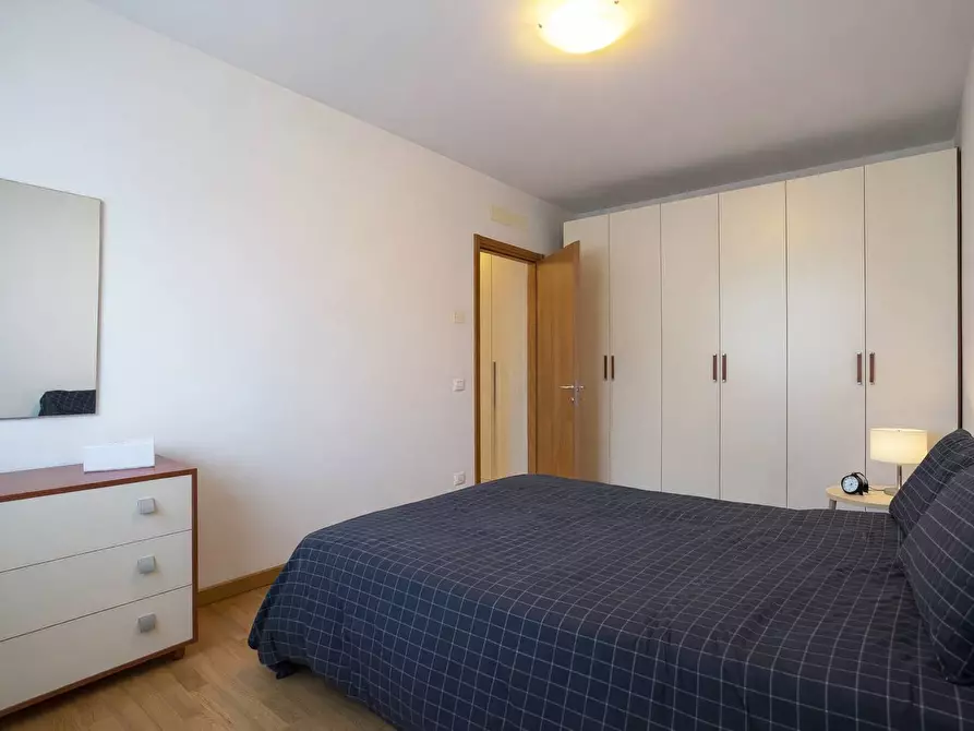 Immagine 13 di Appartamento in affitto  in VIA SAN BERNARDINO 46 a Lallio