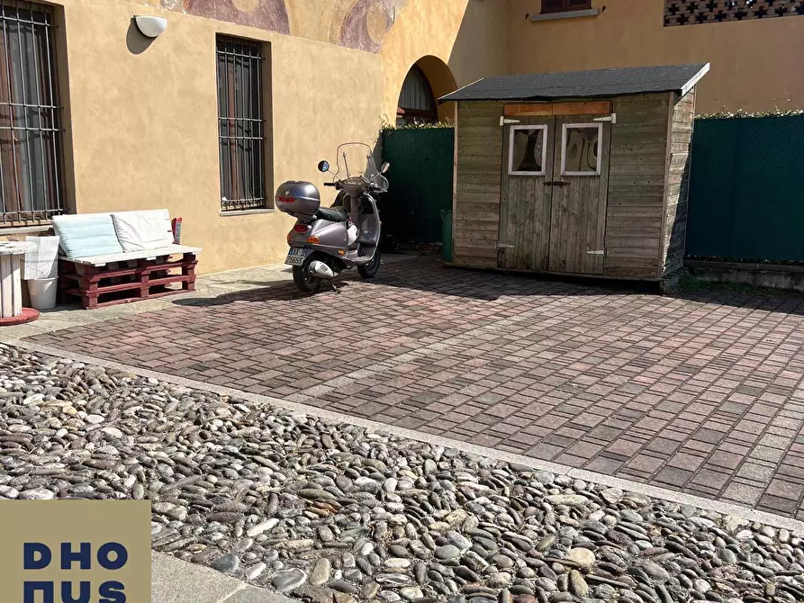 Immagine 1 di Box auto in vendita  in Via Francesco Martinengo Colleoni 35 a Ardesio