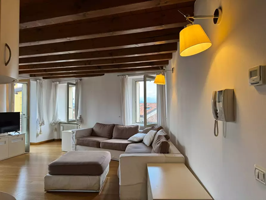 Immagine 12 di Appartamento in affitto  in VIA PIGNOLO 101 a Bergamo