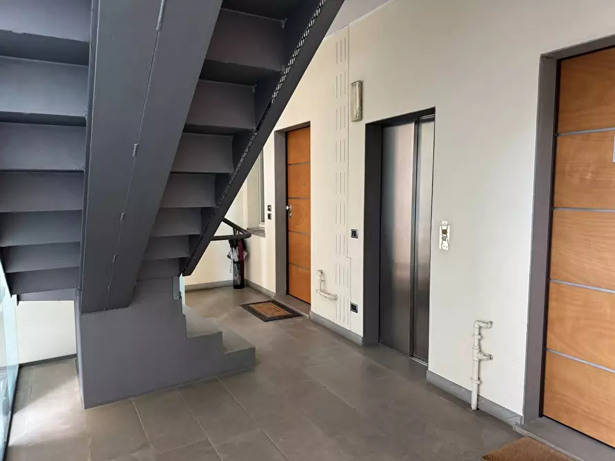 Immagine 32 di Appartamento in affitto  in VIA PIGNOLO 101 a Bergamo