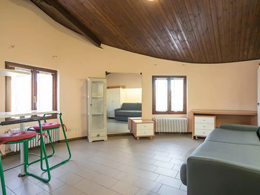 Immagine 2 di Appartamento in affitto  in Via Gamba 13 a Curno