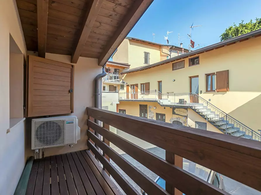 Immagine 6 di Appartamento in affitto  in via Francesco Martinengo Colleoni 35 a Scanzorosciate