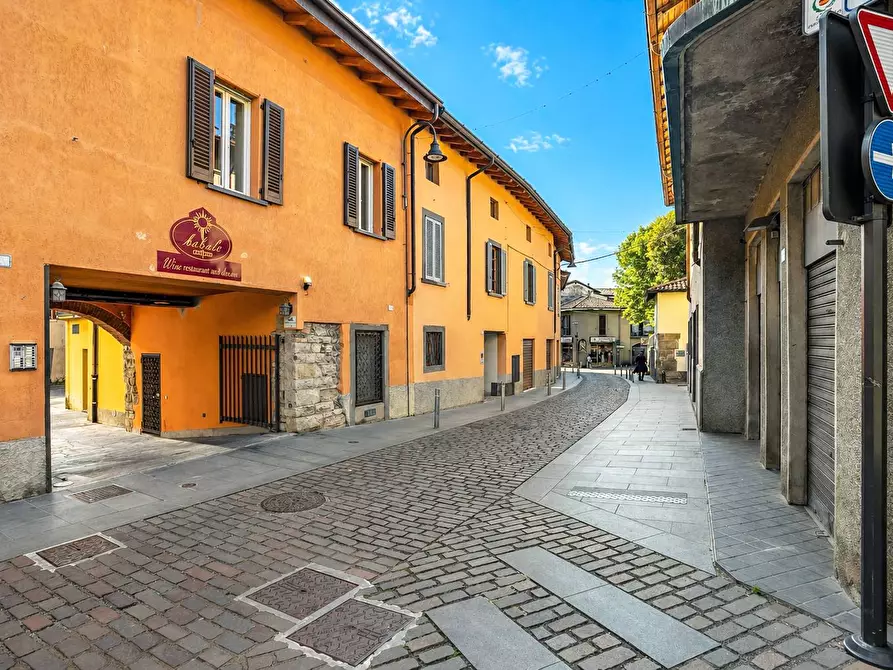 Immagine 21 di Appartamento in affitto  in via Francesco Martinengo Colleoni 35 a Scanzorosciate