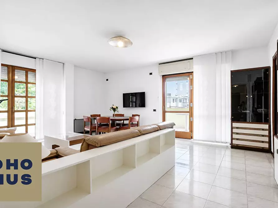 Immagine 3 di Appartamento in vendita  in Via Borgo Palazzo 97 a Bergamo