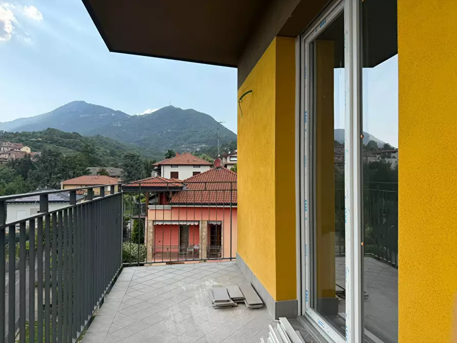Immagine 8 di Appartamento in affitto  in via Ca' Martinoni 5/7 a Almenno San Salvatore