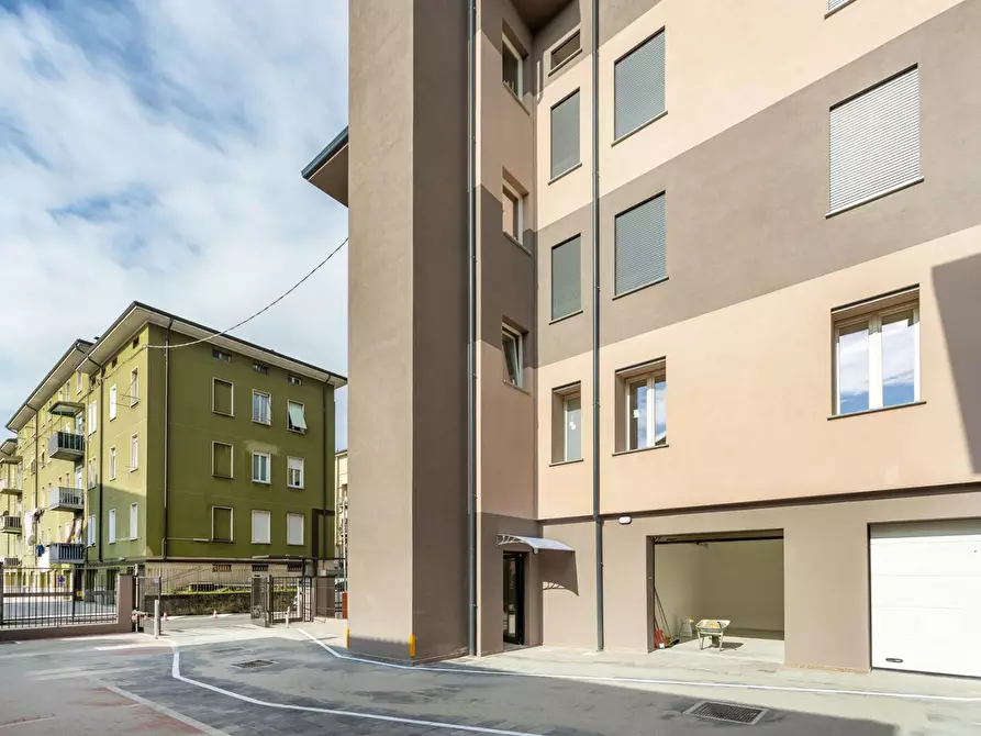 Immagine 19 di Appartamento in affitto  in via buratti 37 a Bergamo