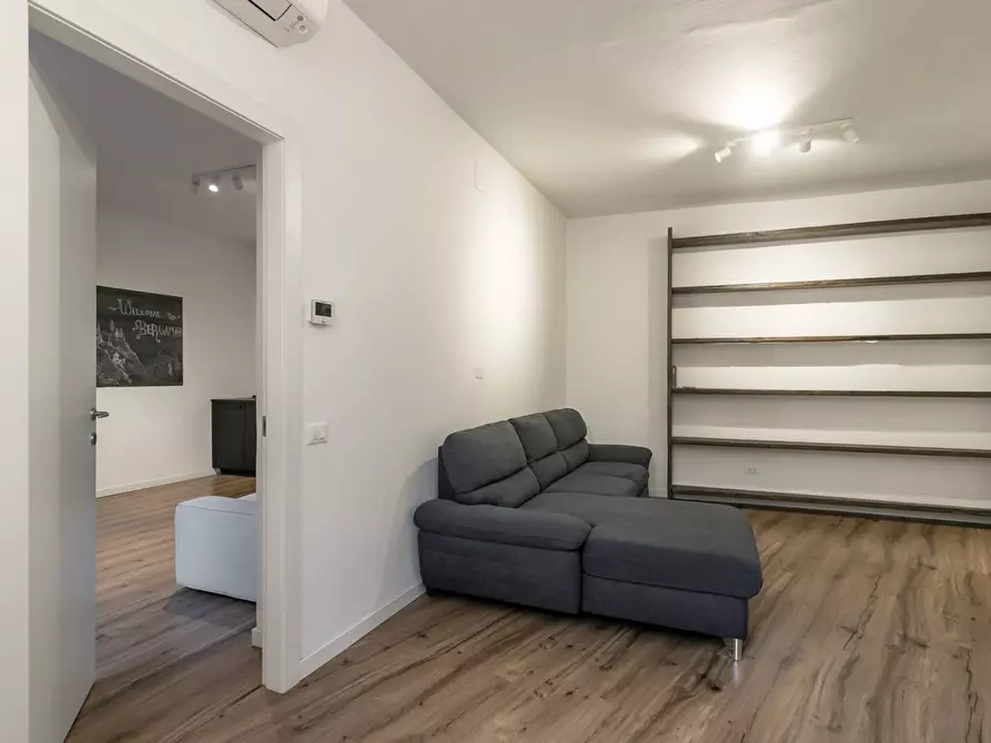 Immagine 4 di Appartamento in affitto  in via santa caterina 94 a Bergamo