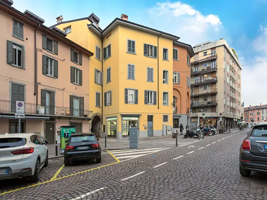 Immagine 15 di Appartamento in affitto  in via santa caterina 94 a Bergamo