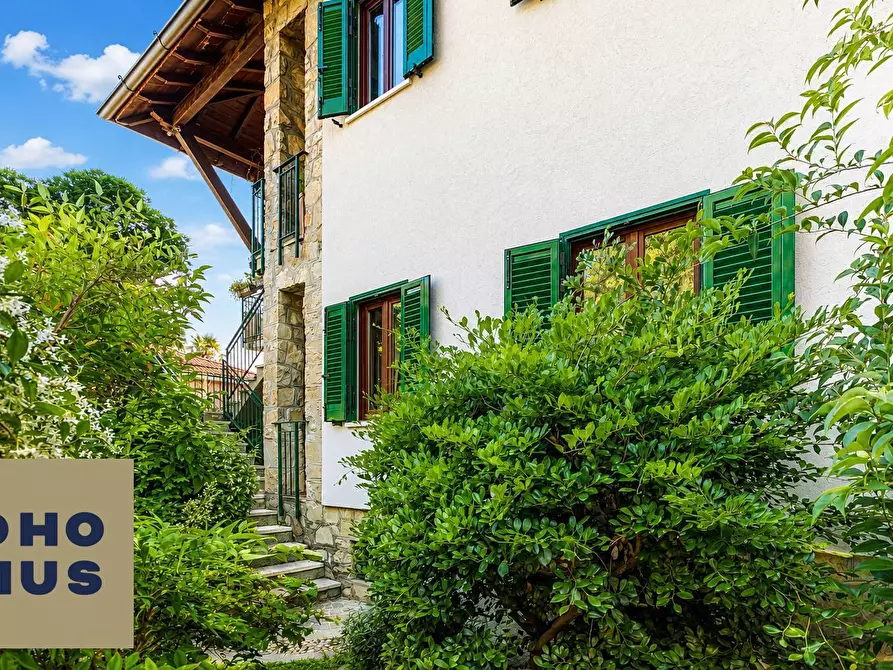 Immagine 2 di Villa in vendita  in Via Strada Vecchia 17 a Bergamo
