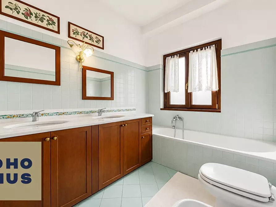 Immagine 26 di Villa in vendita  in Via Strada Vecchia 17 a Bergamo