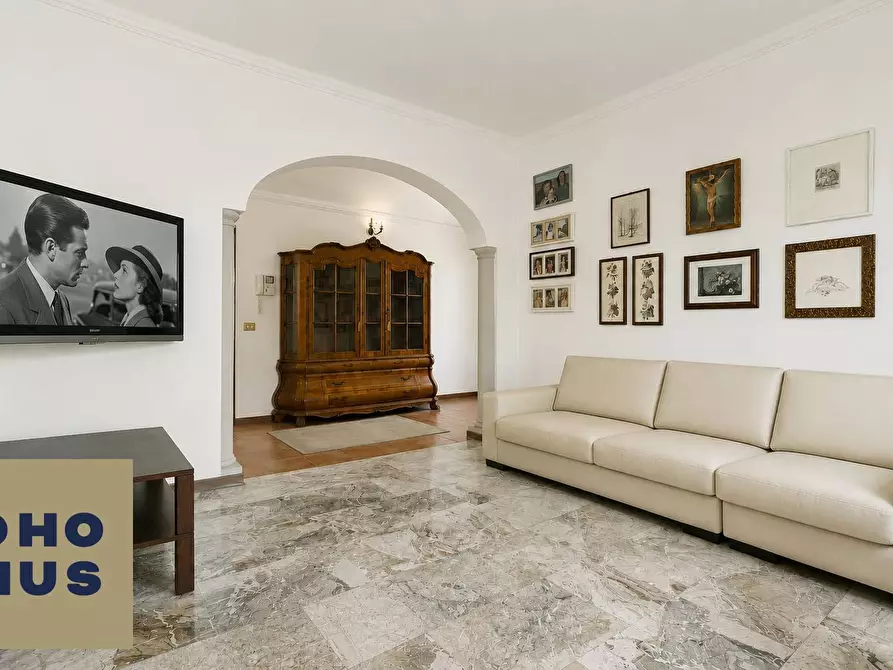 Immagine 12 di Villa in vendita  in Via Strada Vecchia 17 a Bergamo