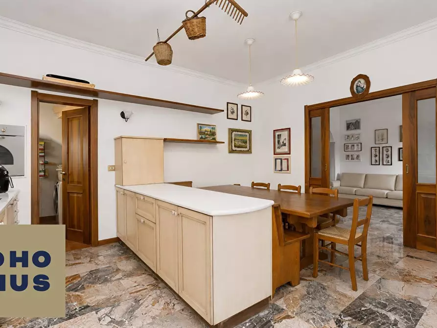 Immagine 15 di Villa in vendita  in Via Strada Vecchia 17 a Bergamo