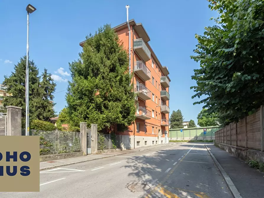 Immagine 1 di Appartamento in vendita  in Via Sempione 25 a Bergamo