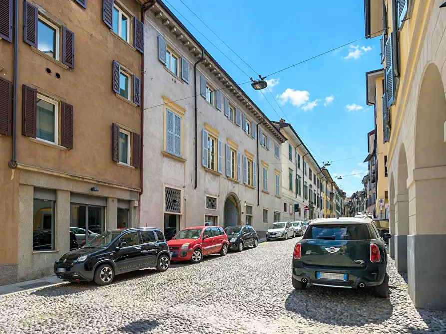 Immagine 18 di Ufficio in affitto  in via San Tomaso 41 a Bergamo