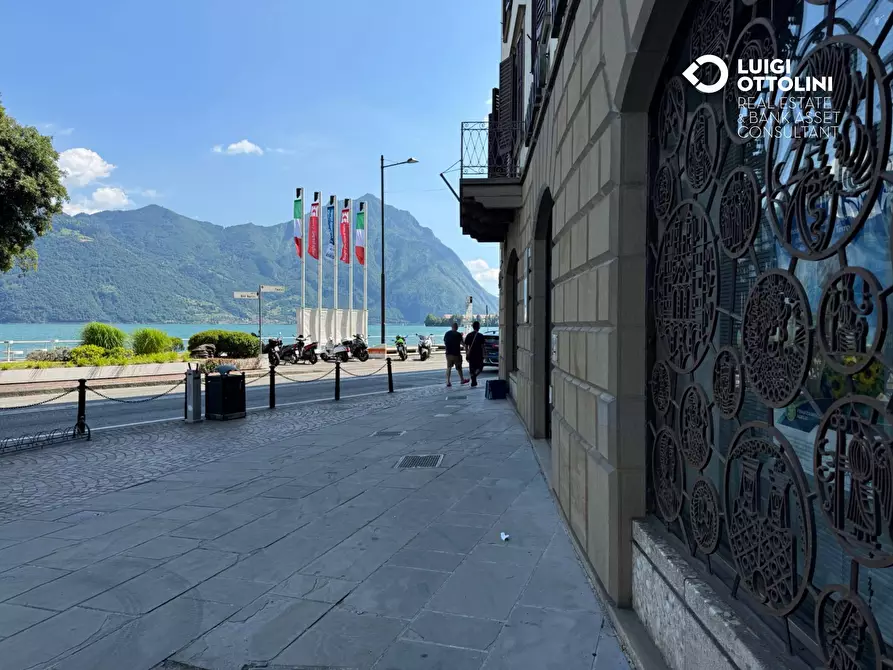 Immagine 50 di Palazzo in vendita  in Piazza XIII Martiri 1 a Lovere