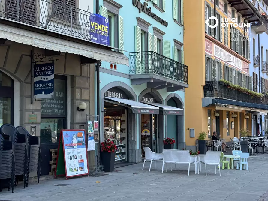 Immagine 78 di Palazzo in vendita  in Piazza XIII Martiri 1 a Lovere