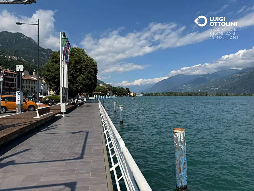 Immagine 81 di Palazzo in vendita  in Piazza XIII Martiri 1 a Lovere