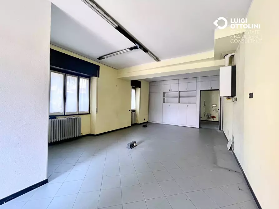 Immagine 4 di Ufficio in vendita  in via Como 16 a Olgiate Molgora