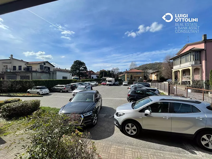 Immagine 12 di Ufficio in vendita  in via Como 16 a Olgiate Molgora