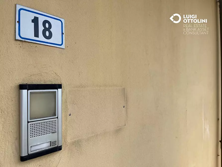 Immagine 17 di Ufficio in vendita  in via Como 16 a Olgiate Molgora